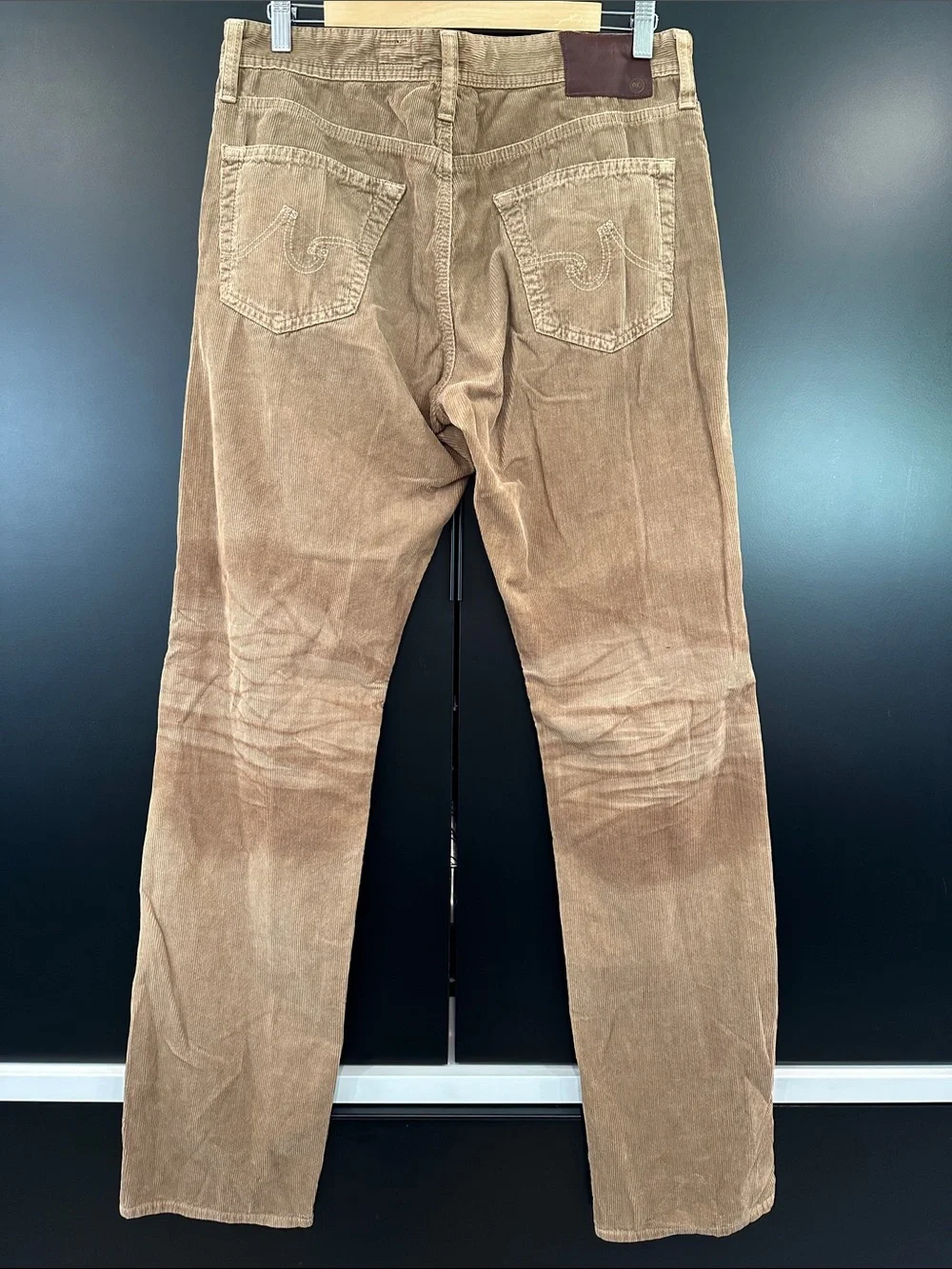 AG‎ Adriano Goldschmied The Graduate Tailored Leg Corduroy Pants Tan Brown 32